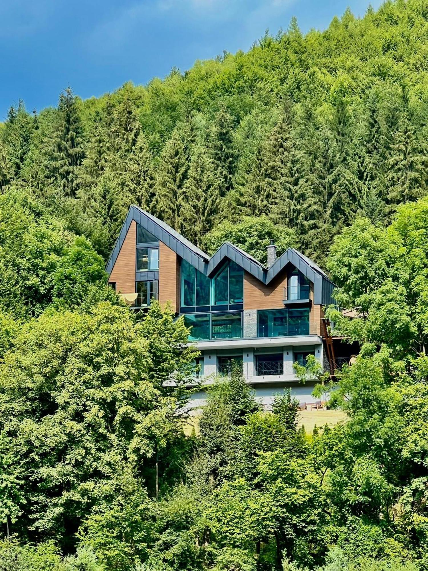 Utopia Lake View Tesila Exterior photo